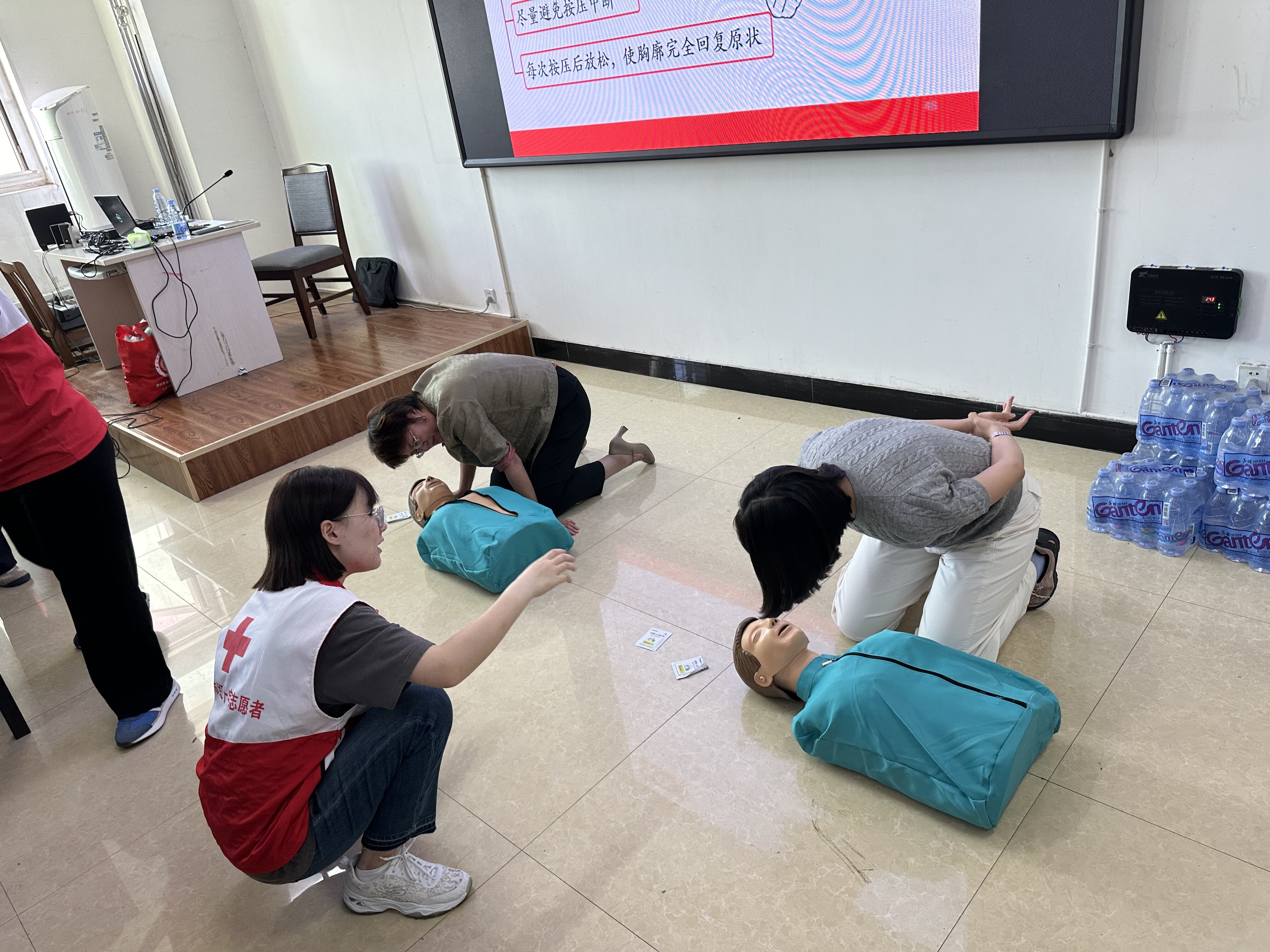 1760426935763999.jpg afeca778382985a530777f1c2c7061af.jpg