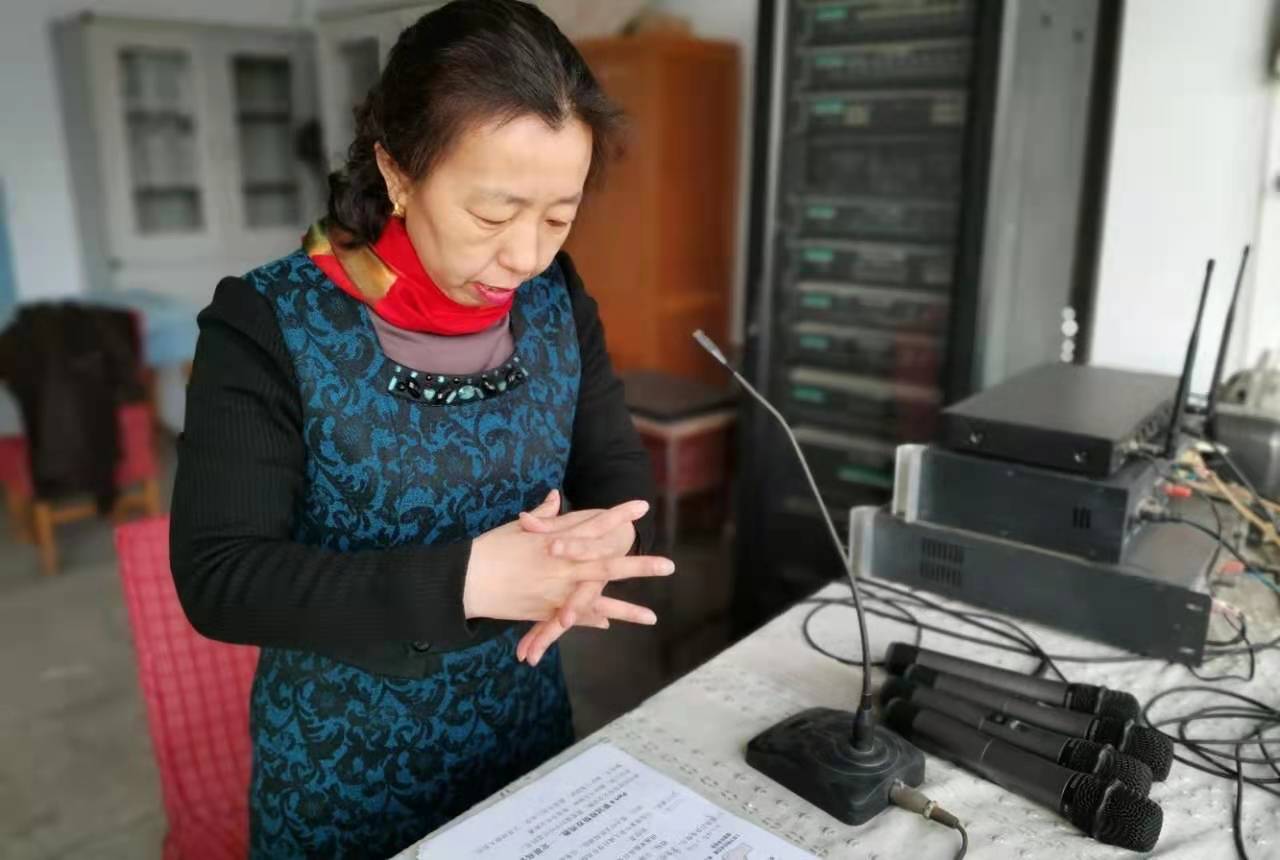 4.讲卫生  树文明  重健康1.jpg