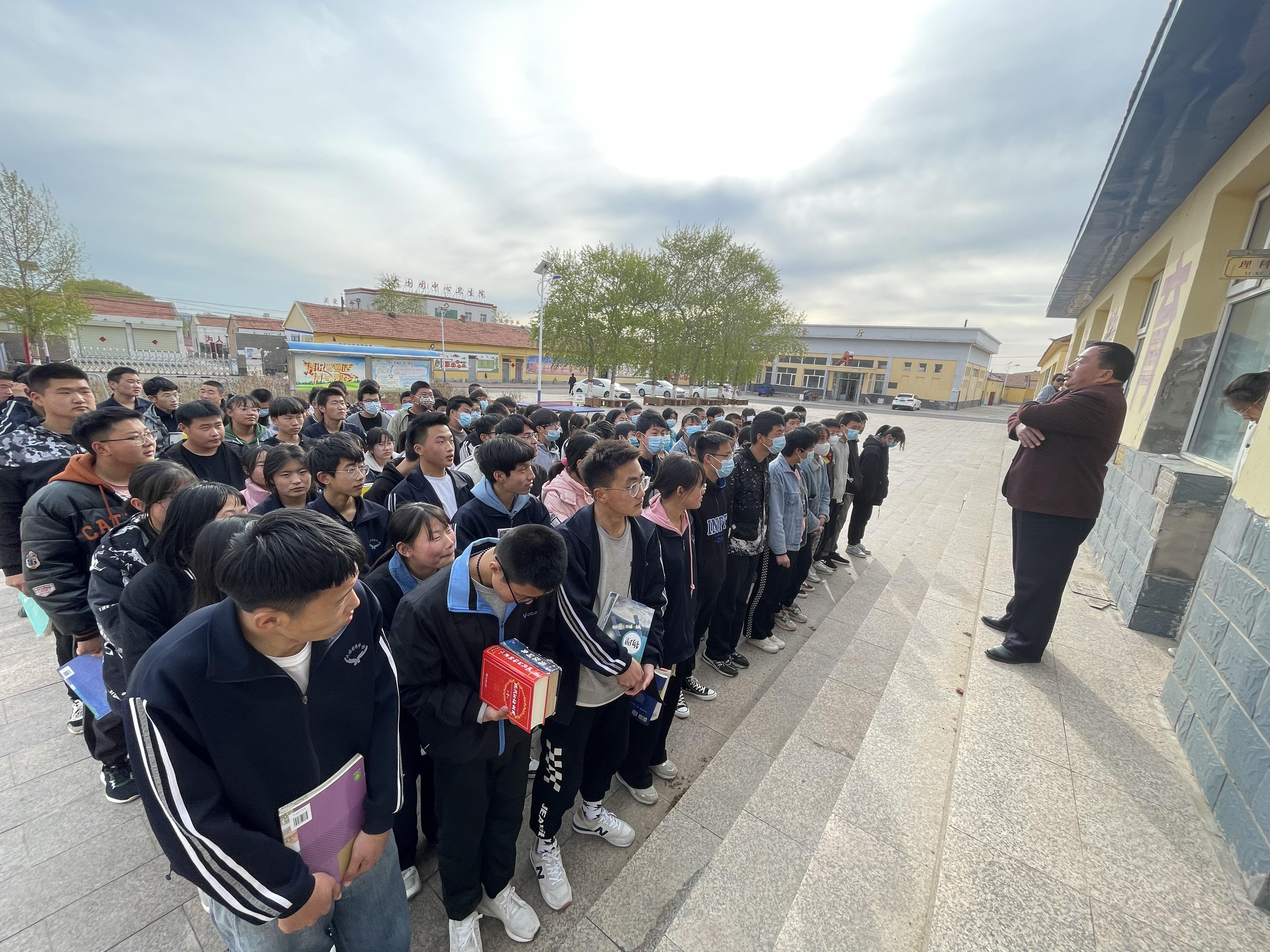 微信图片_20220519101218.jpg