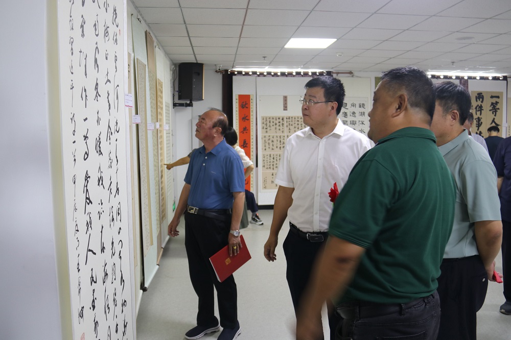 县工会七一书画展图片6 - 副本.jpg