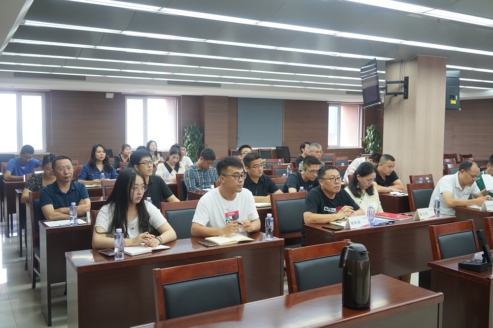 ed10bec144fbad34e448378bbb36cdf.jpg