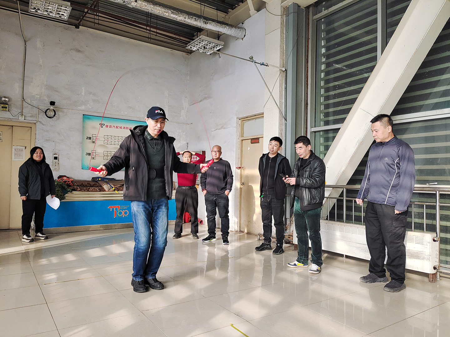 跳绳比赛1.jpg