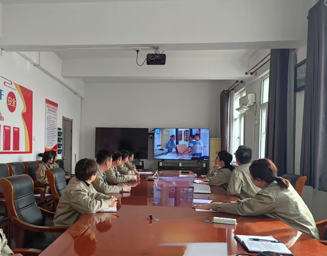 微信图片_20250409092245.jpg