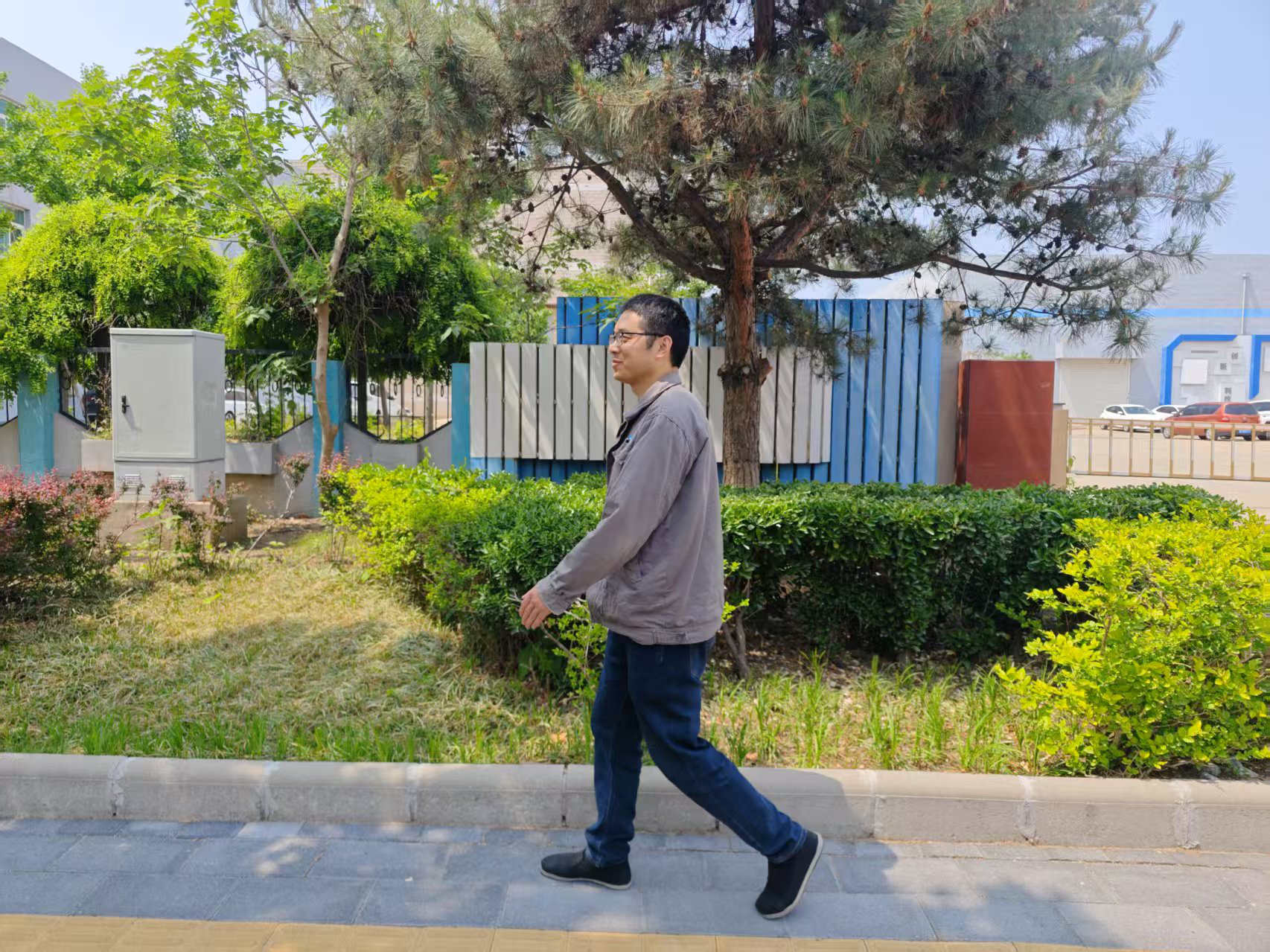 唐钢微尔自动化公司工会线上健步走，共庆“双节”展风采.jpg