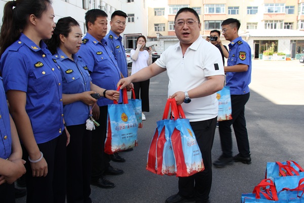 张佳宁.JPG